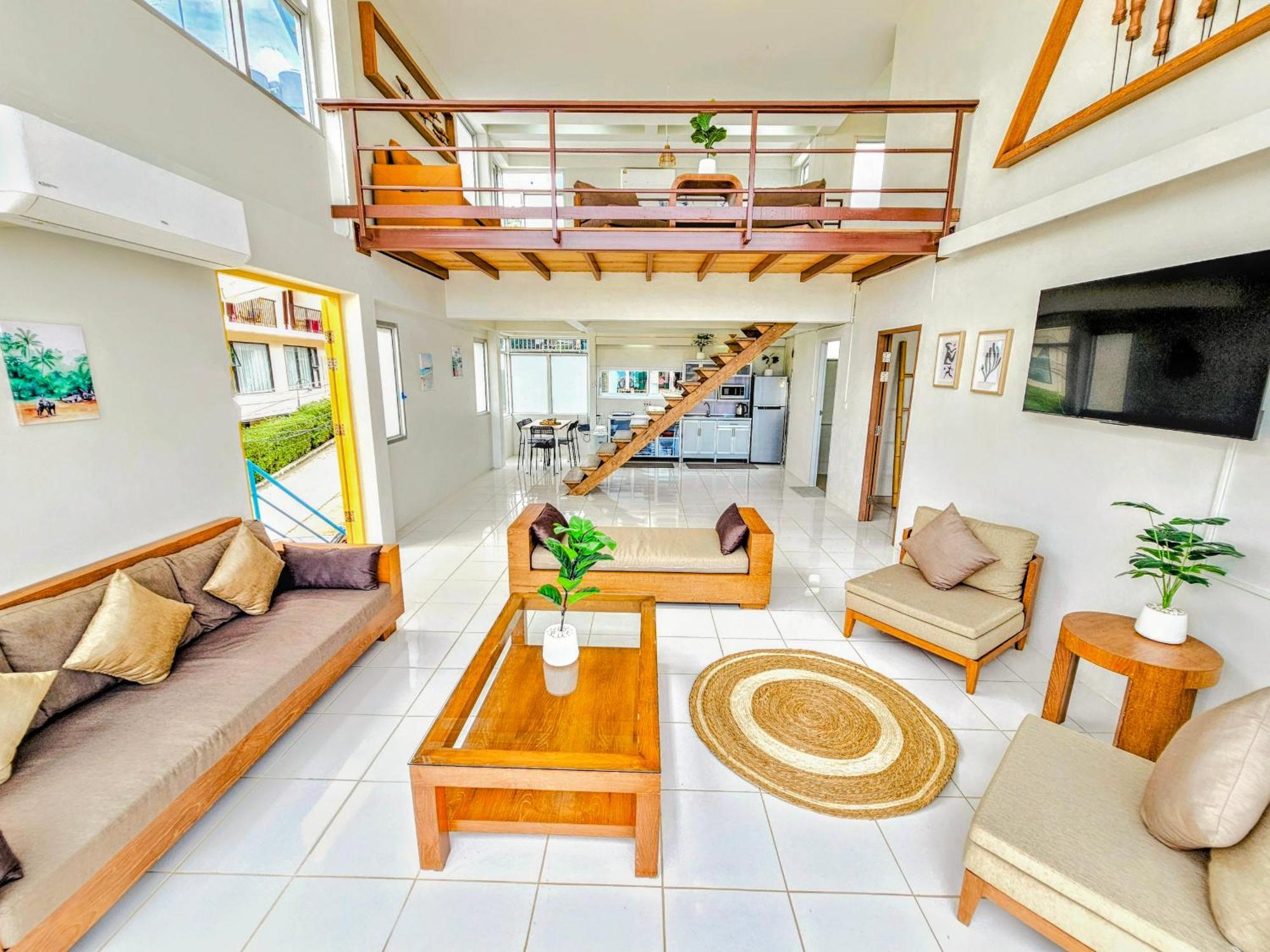 Beach Front Queen'S Castle - Kid Friendly, Holiday Like Royalty Ban Makham Room photo