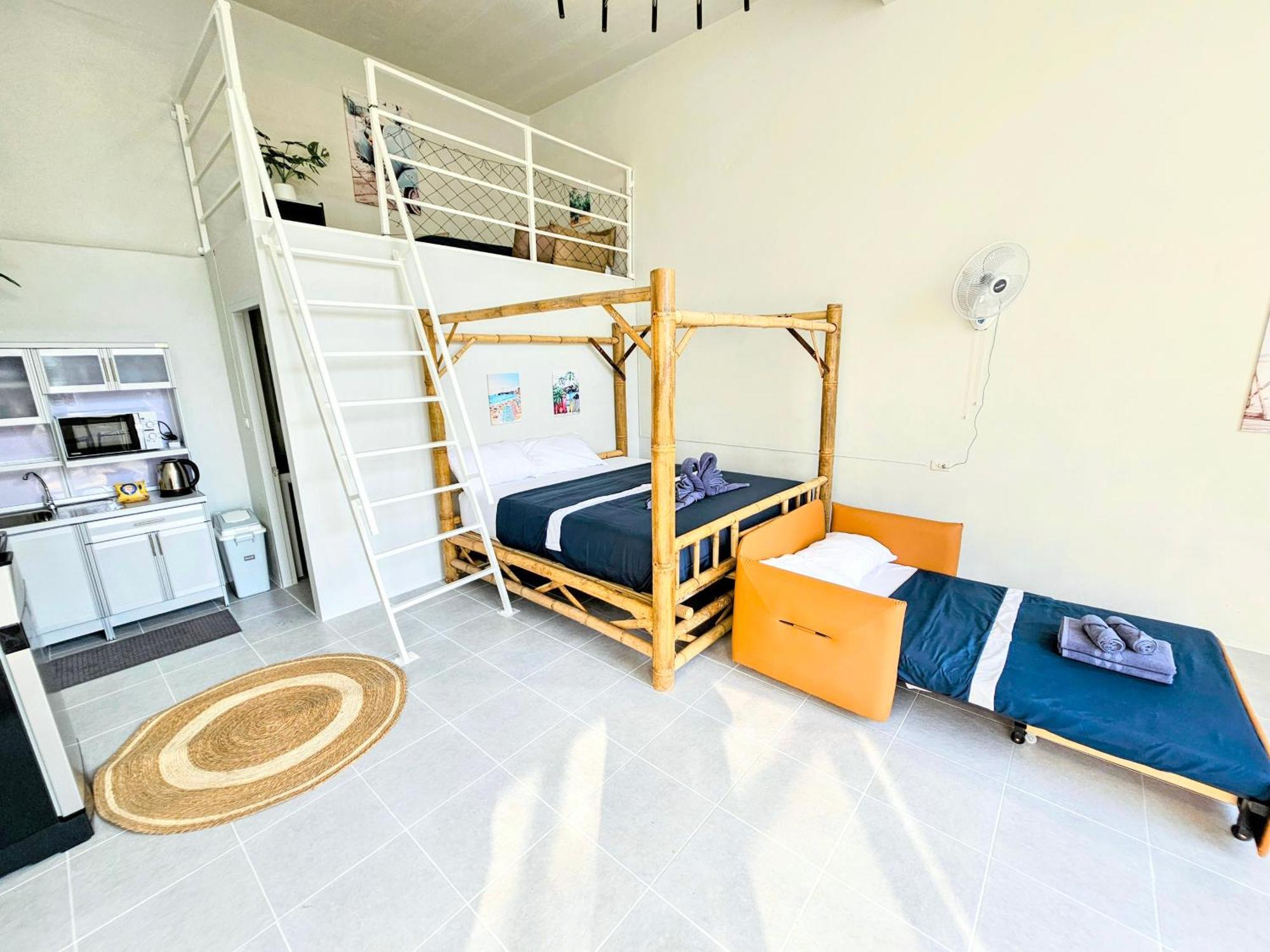 Beach Front Queen'S Castle - Kid Friendly, Holiday Like Royalty Ban Makham Room photo
